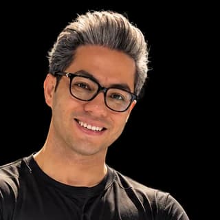 پرترهی سعید سلیمانی، مربی شخصی در دبی